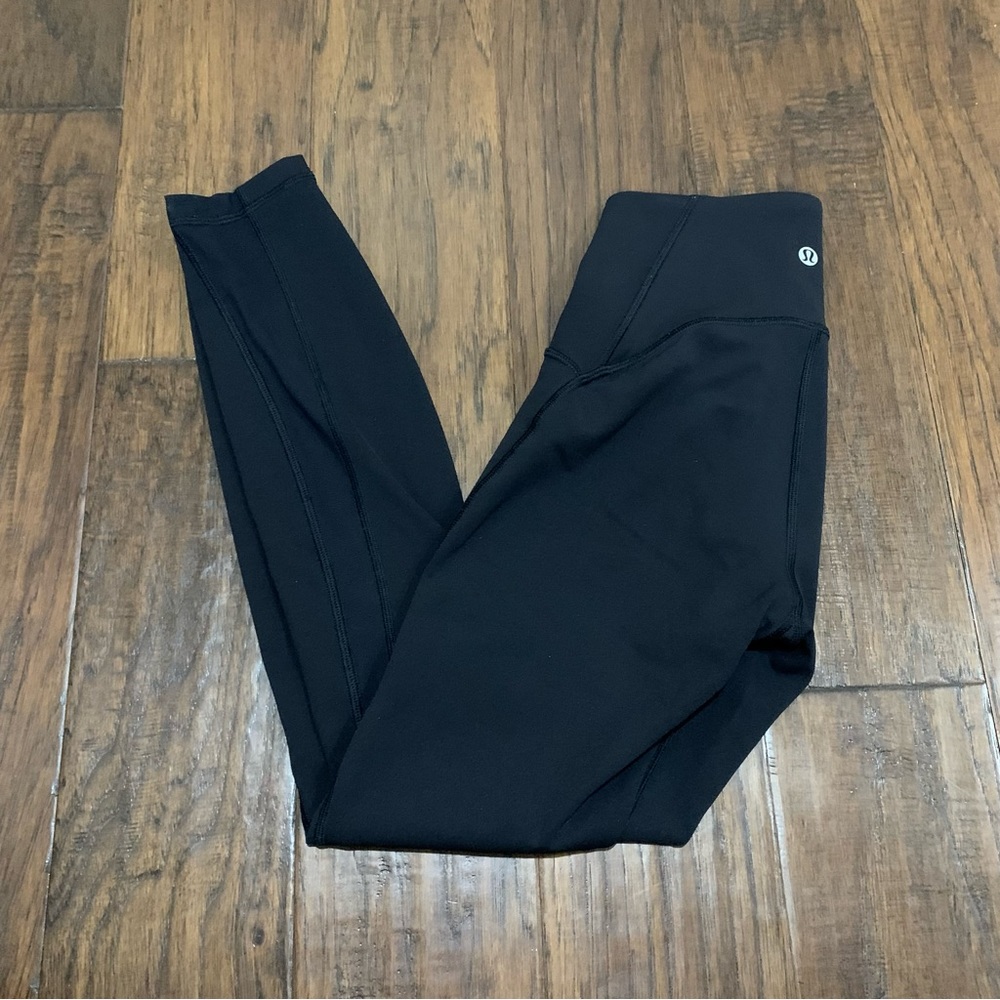 EUC lululemon train times legging size 2 25” inseam